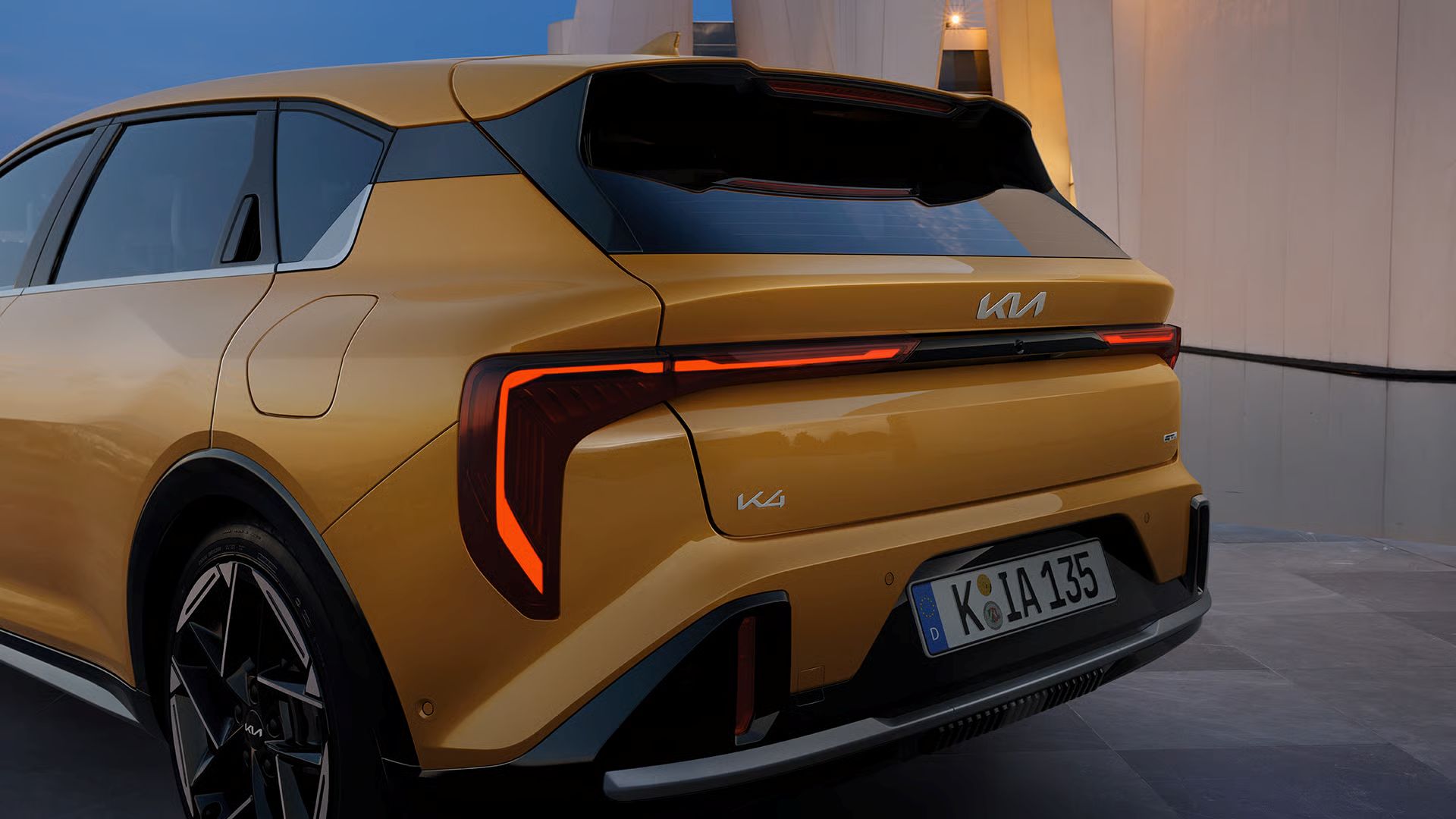 Barva 2: Snow White Pearl